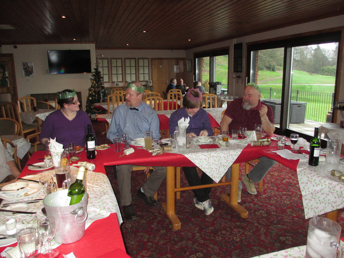 FoD Christmas Lunch 2015 (4)